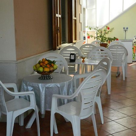 Villa Robinia Massafra Zimmer foto